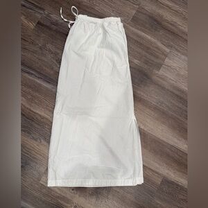 Universal Threads A-Line Poplin White Skirt